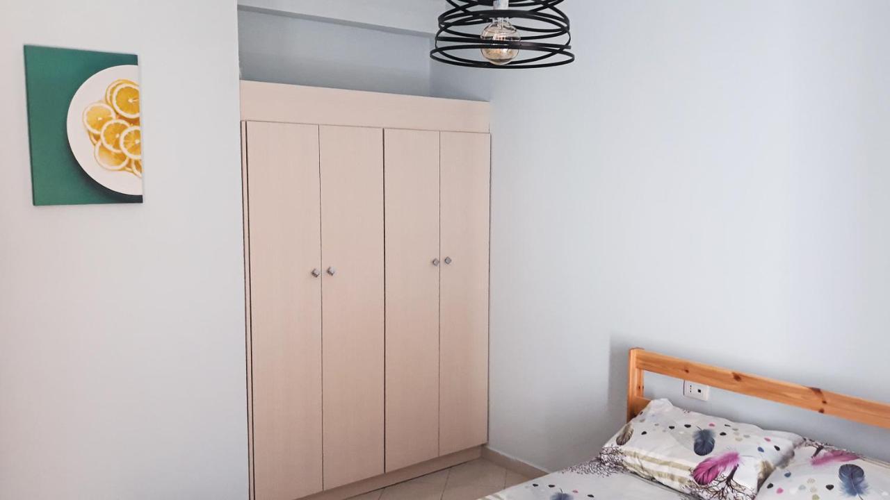 Hotel Sea Breeze Sarandë Eksteriør bilde
