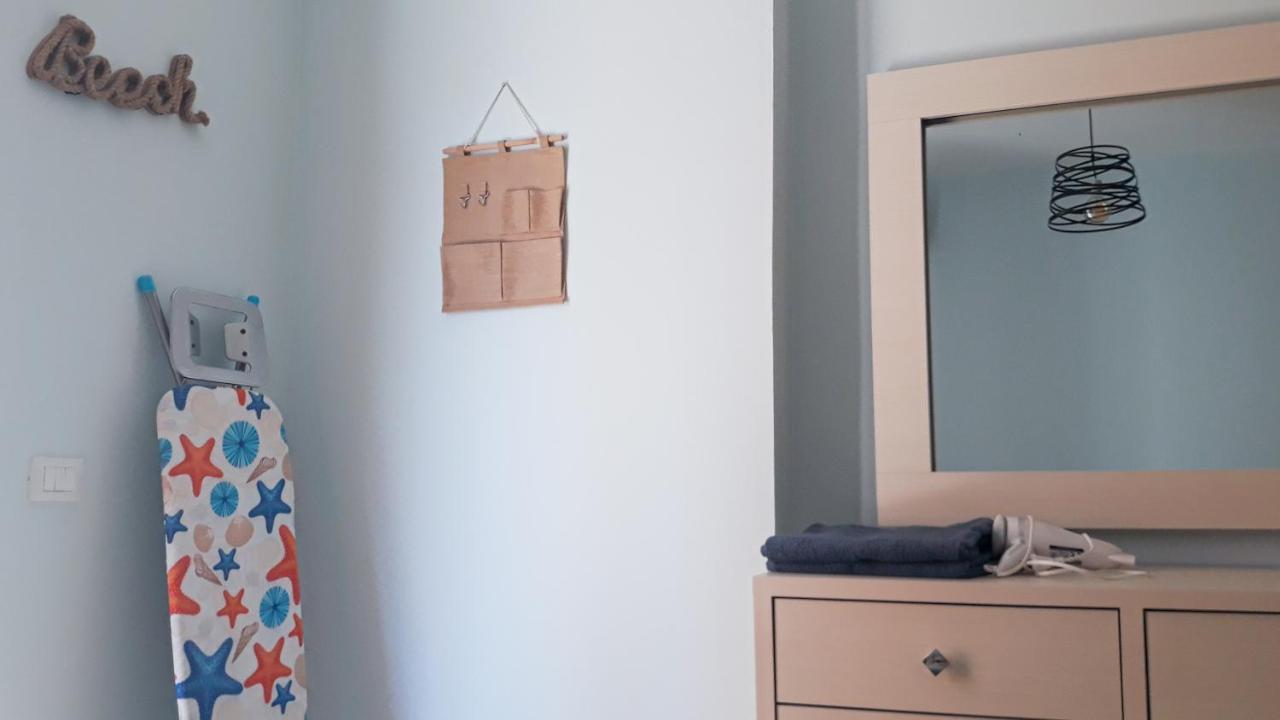 Hotel Sea Breeze Sarandë Eksteriør bilde