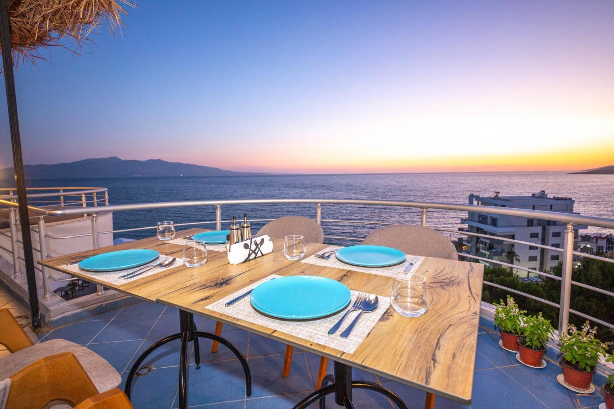 Hotel Sea Breeze Sarandë Eksteriør bilde